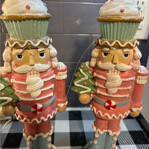 Pastel cupcakes & cashmere nutcrackers set of two - Picture 2 of 4